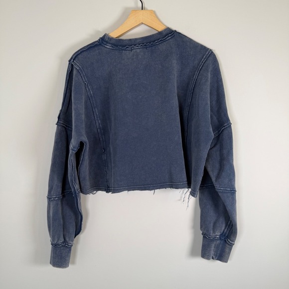 Nicole Miller 100% Cotton Cropped Chambray Raw Hem Pullover Sweatshirt Small - Picture 6 of 6
